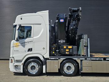 R590 - 8x2 WIDE SPREAD / HMF 95 tm - JIB - LIER / NIEUW!
